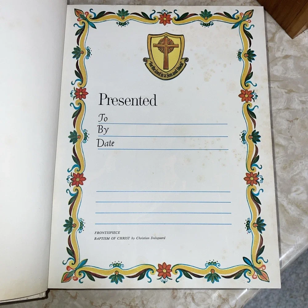 Holy Bible KJV Family Altar Edition Crusade Bible Publisher White Padded Leather